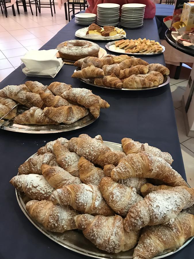 格拉瑟蒂酒店 Piediripa 外观 照片